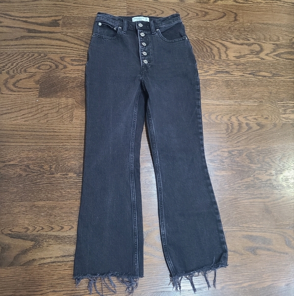 Abercrombie & Fitch Denim - Abercrombie And Fitch The kick flare ultra high rise women's black jeans sz.24